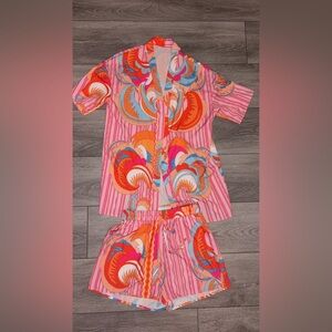 Beach Vibes Hawaiian Women’s Small Two Piece Floral Outfit Shorts Open Shirt EUC